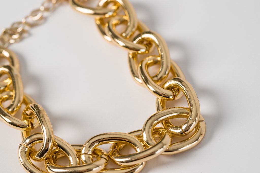 Golden links necklace • DREAMSCAPED